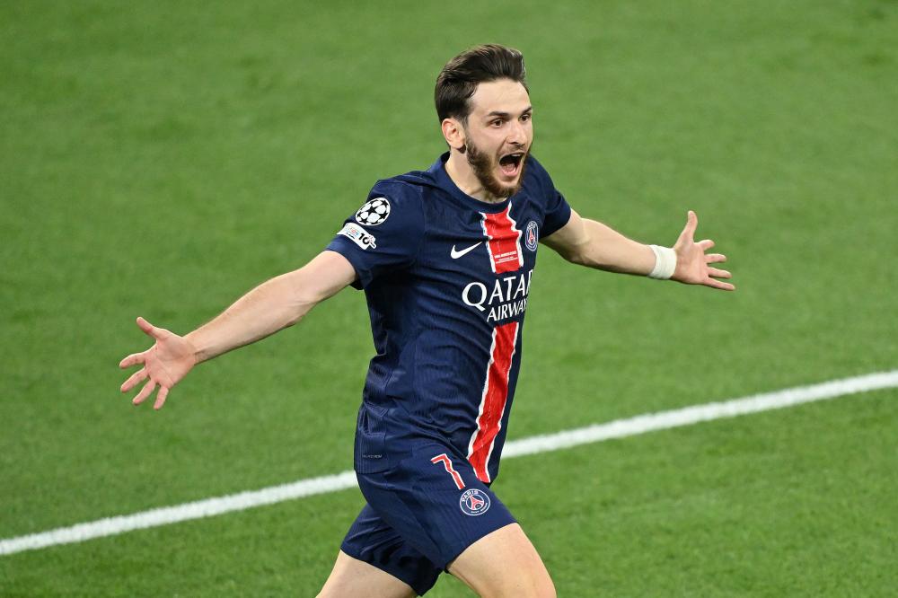 美记：鹈鹕管理层变革意愿持续增强，琼斯普尔等人可能被交易